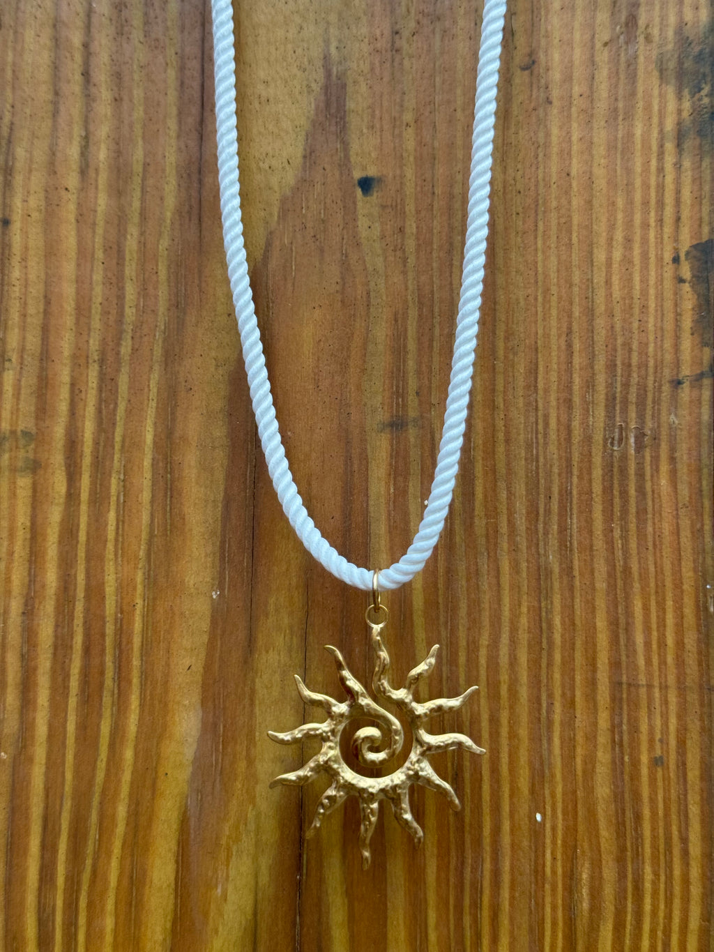 Must Have Verano Necklaces