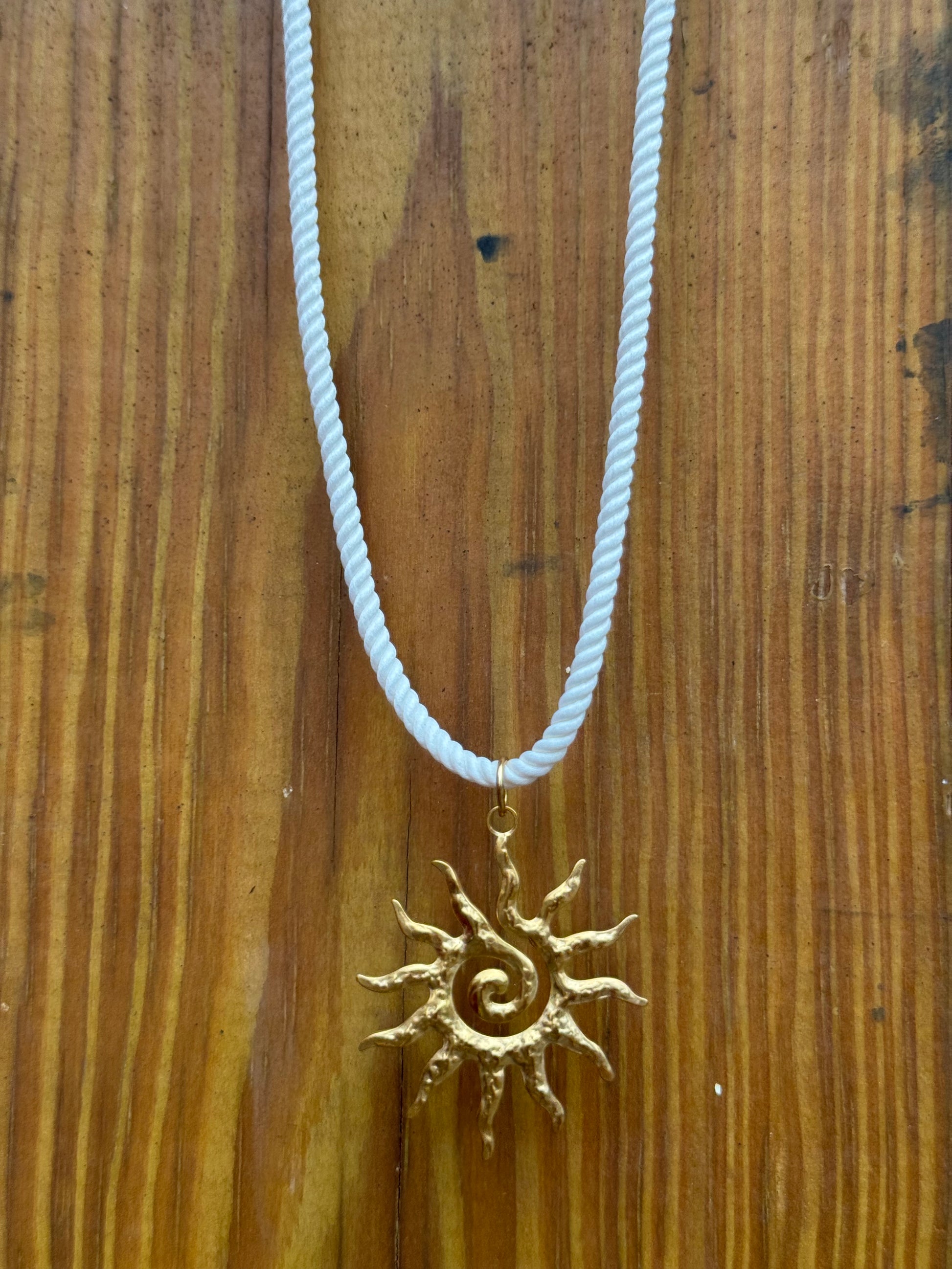 Must Have Verano Necklaces
