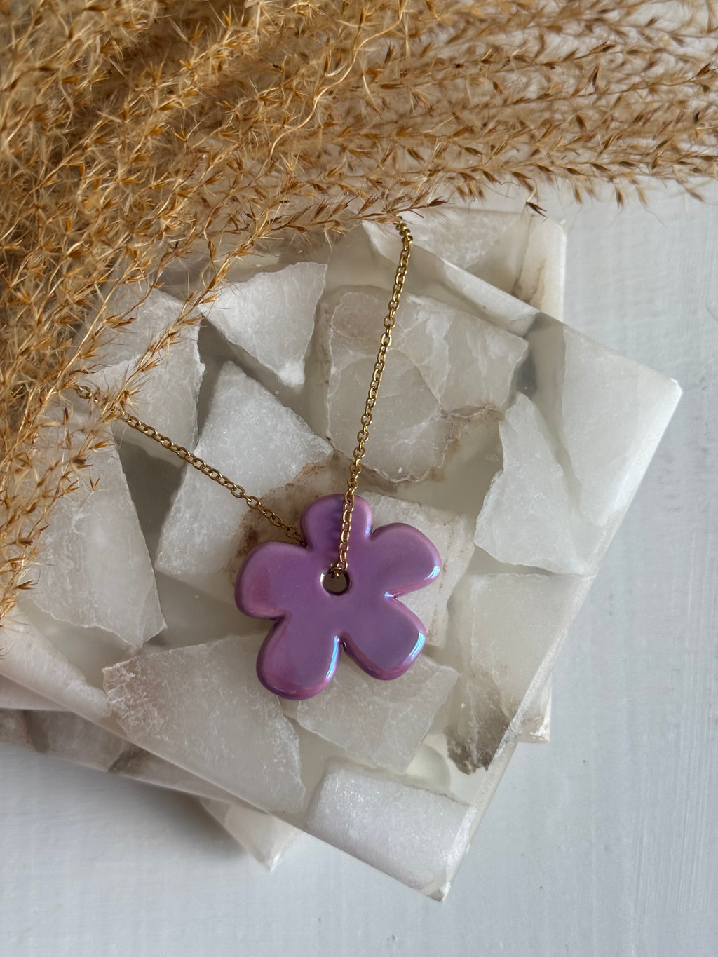 Lily Daisy Necklace