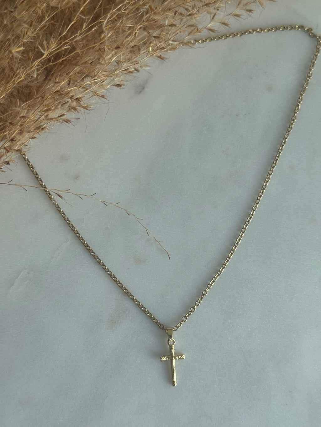 Cruzé Necklace