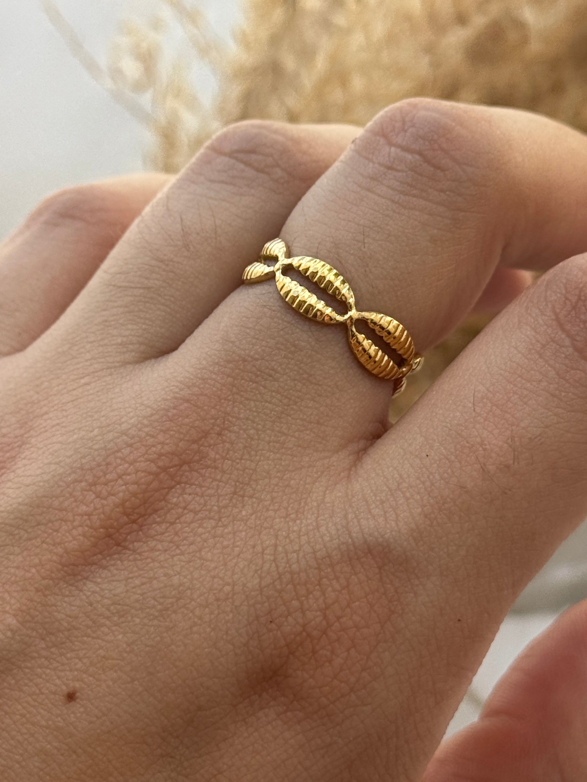 Caracolita Ring