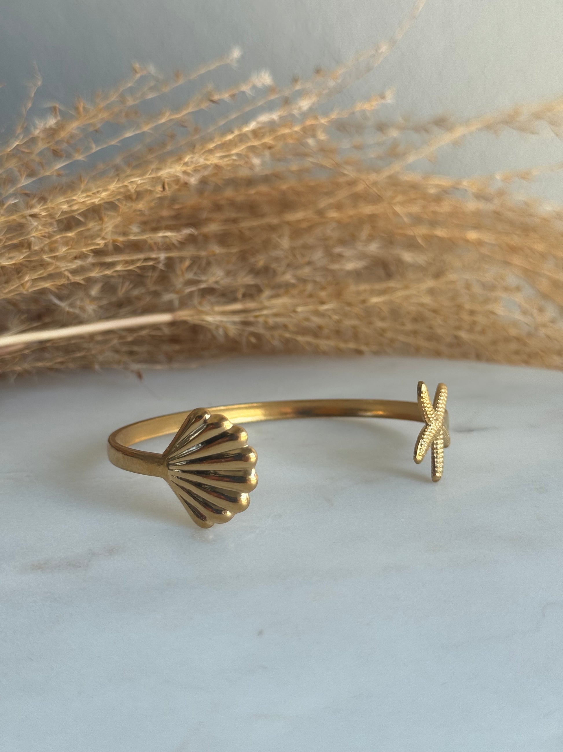Serene Delicate Bangle