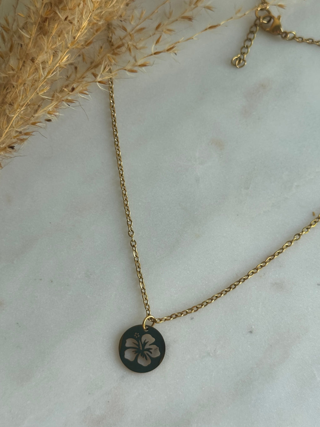 Flor de Maga Necklace