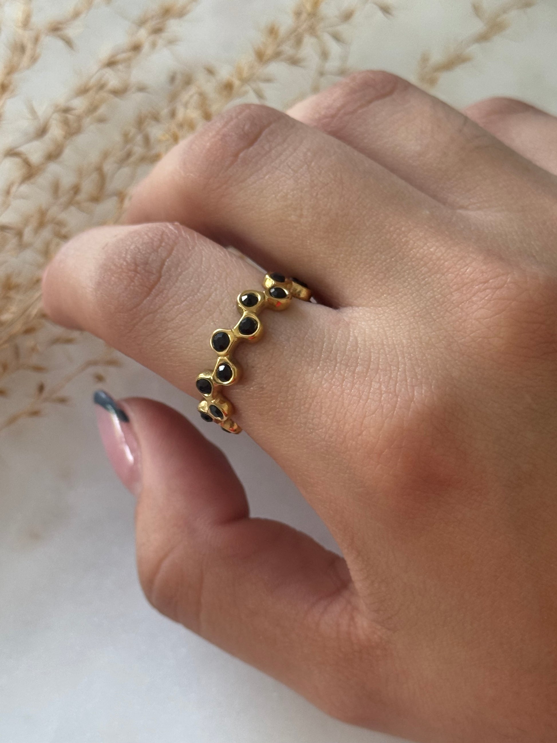 Dahlia Diamonds Rings