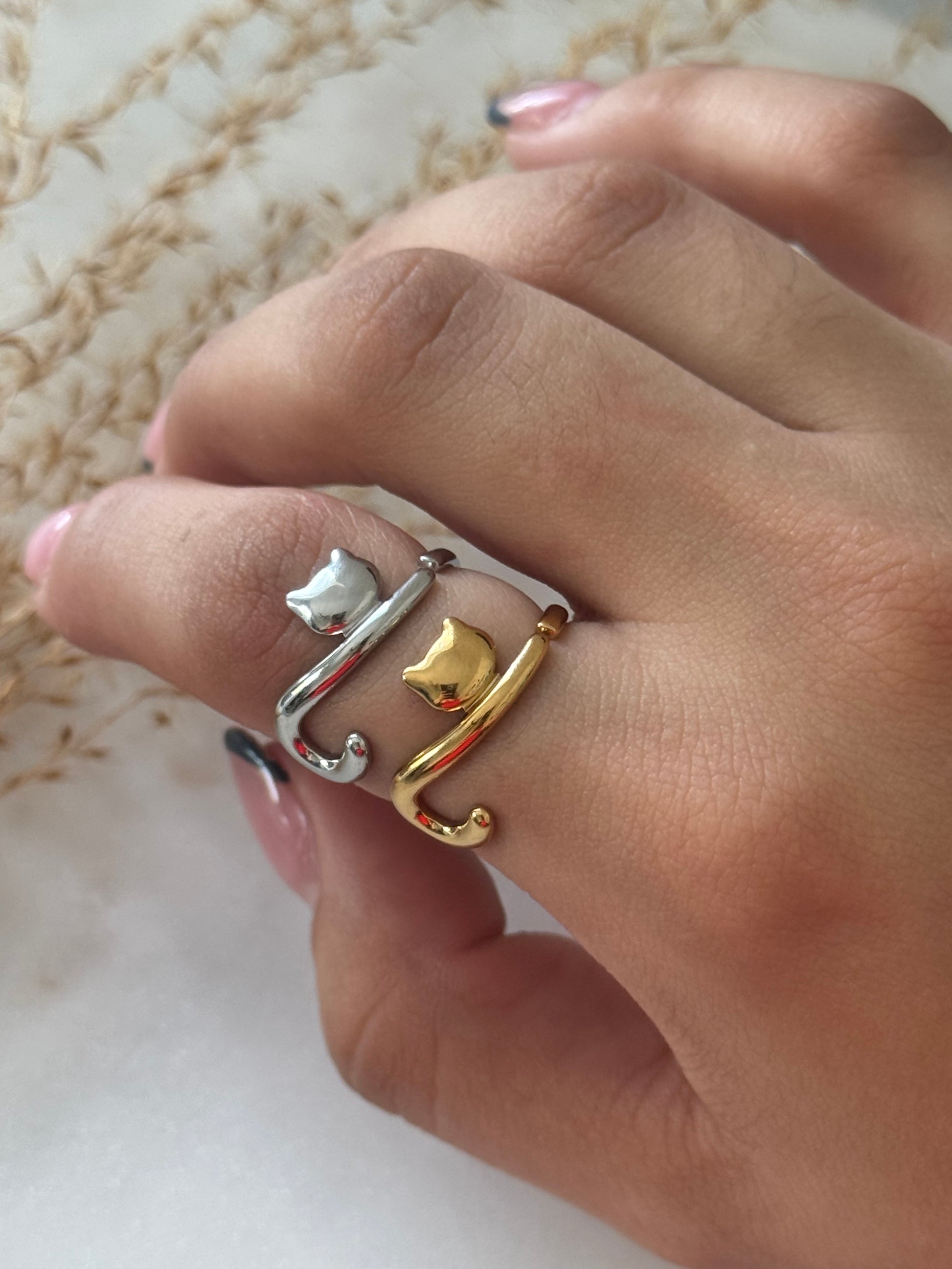 Kitty Ring