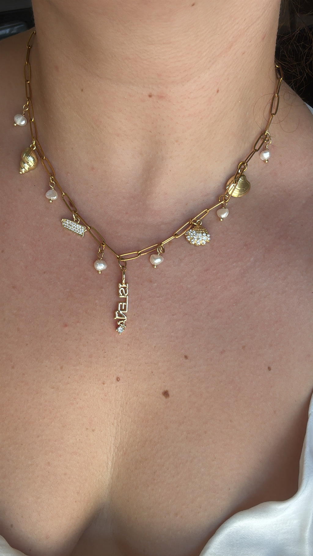 Isleña Veraniega Charm Necklace
