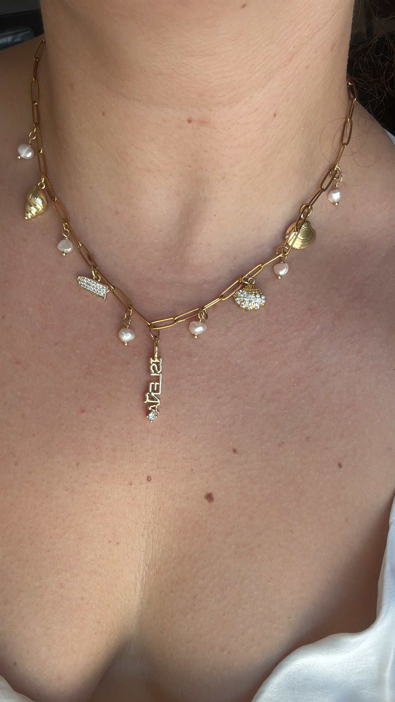 Isleña Veraniega Charm Necklace