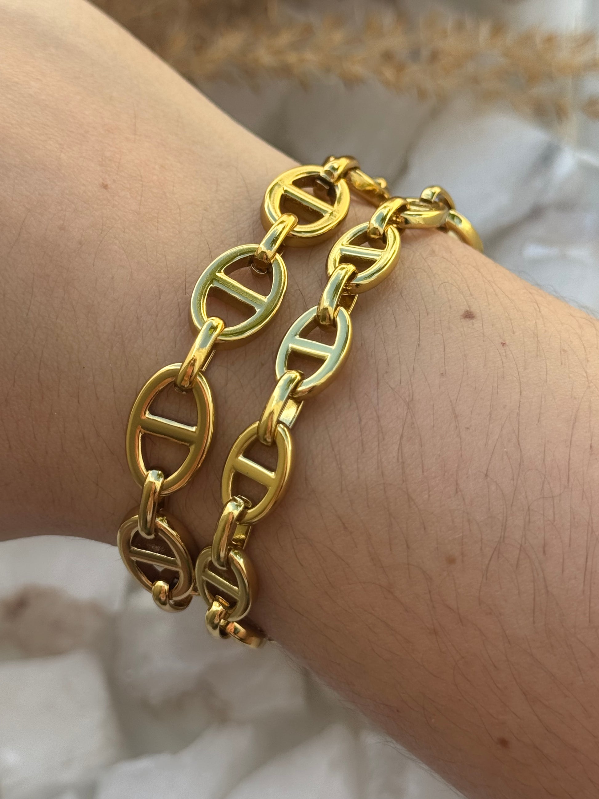 Nairel Chunky Bracelet