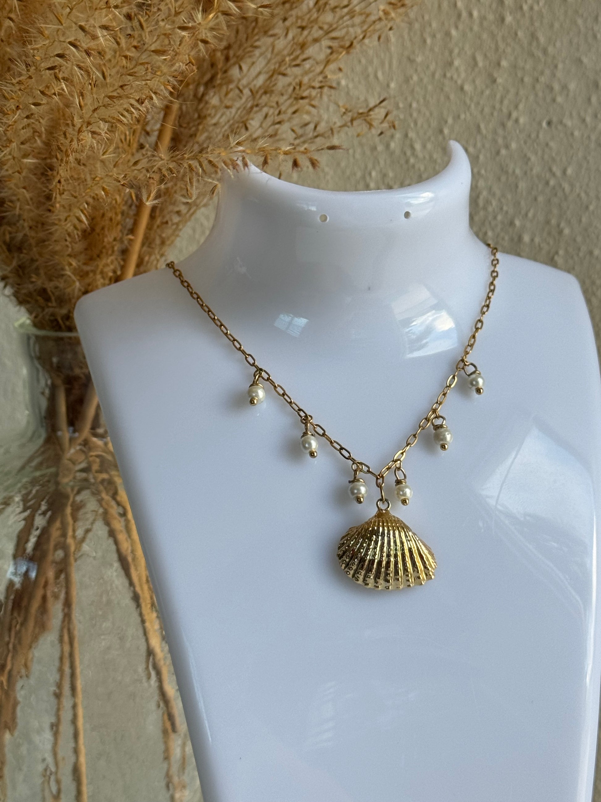 Mar de Perlas Necklace