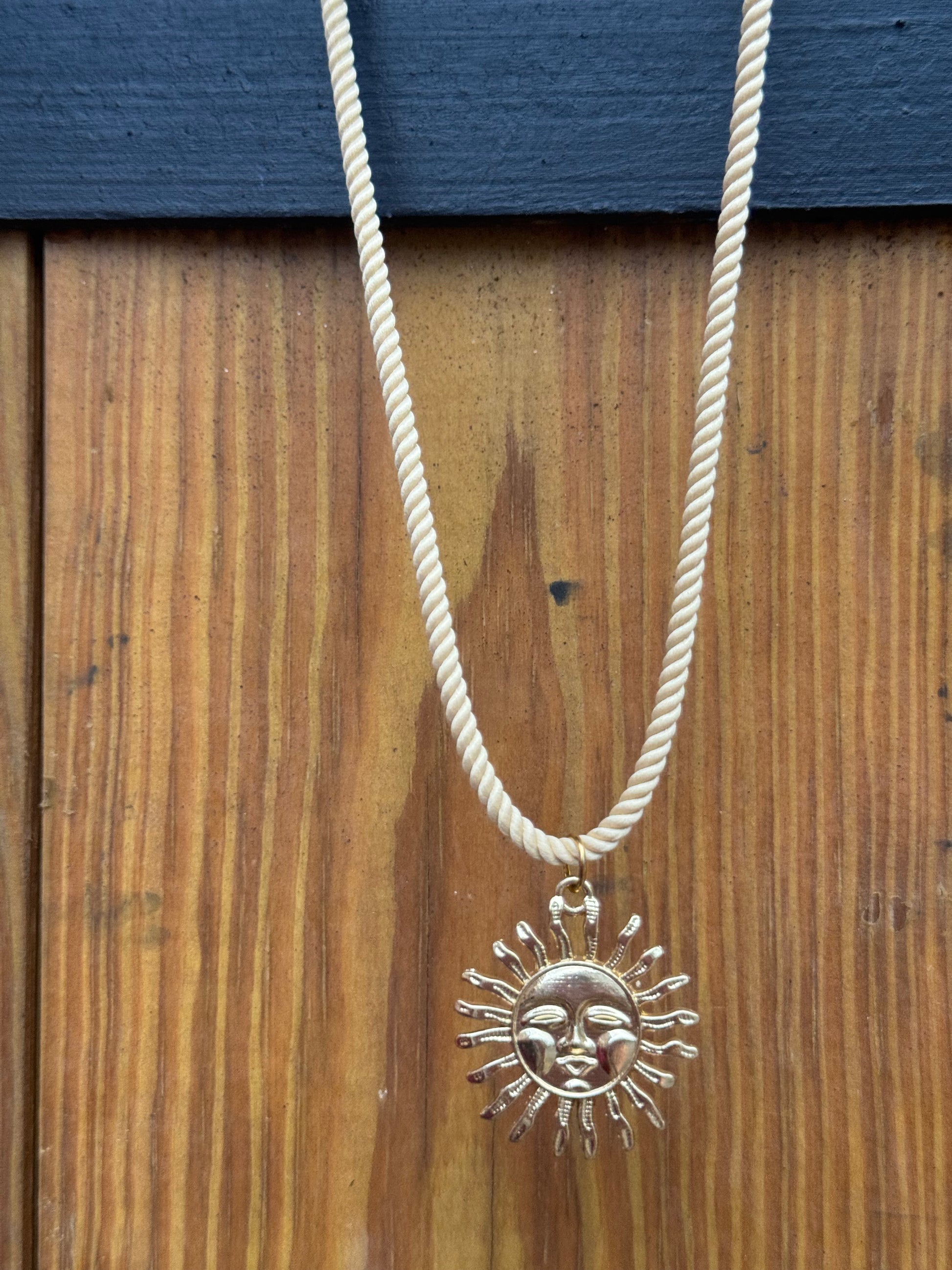 Must Have Verano Necklaces