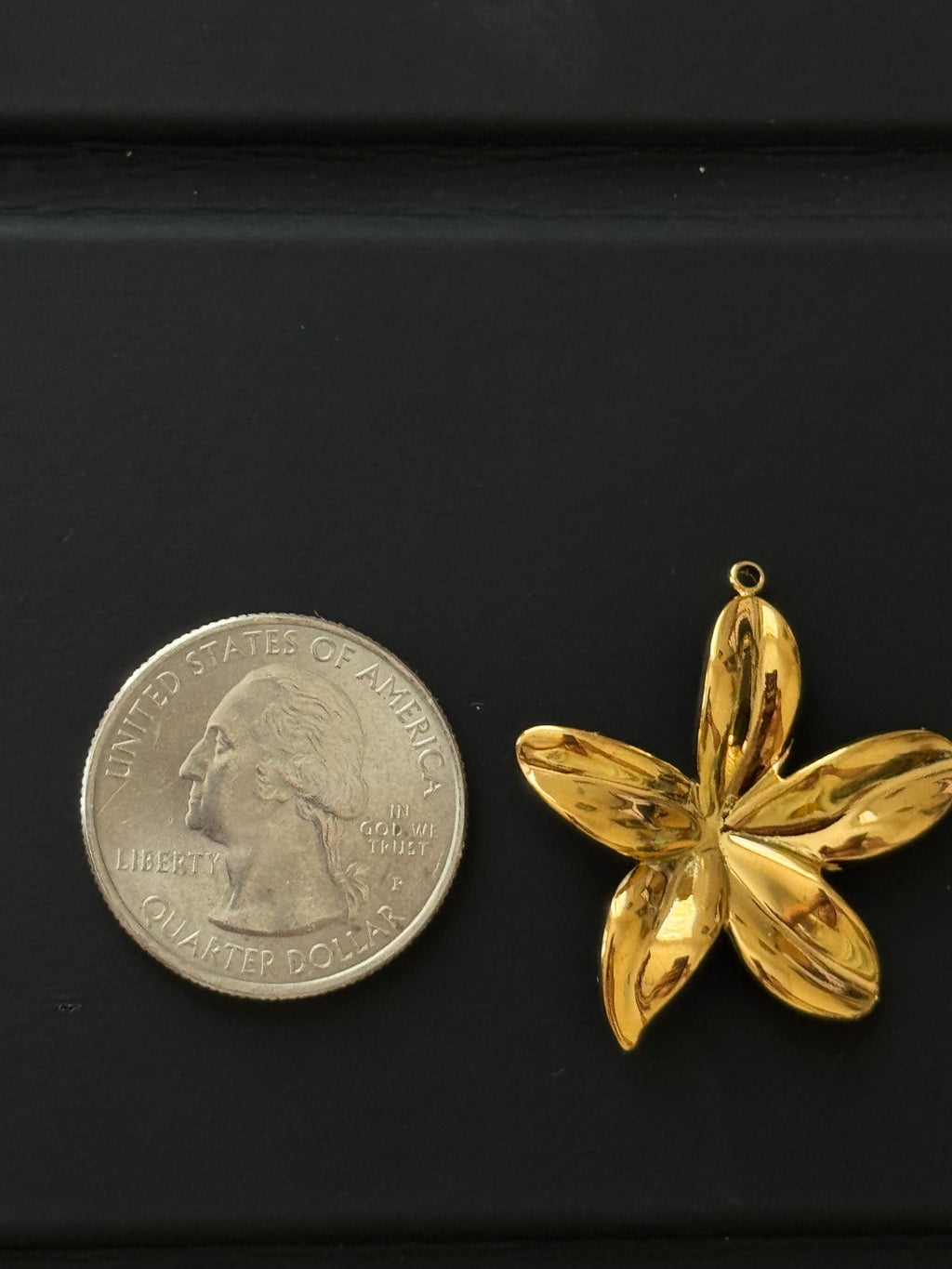GOLDEN FLOWER CHARM
