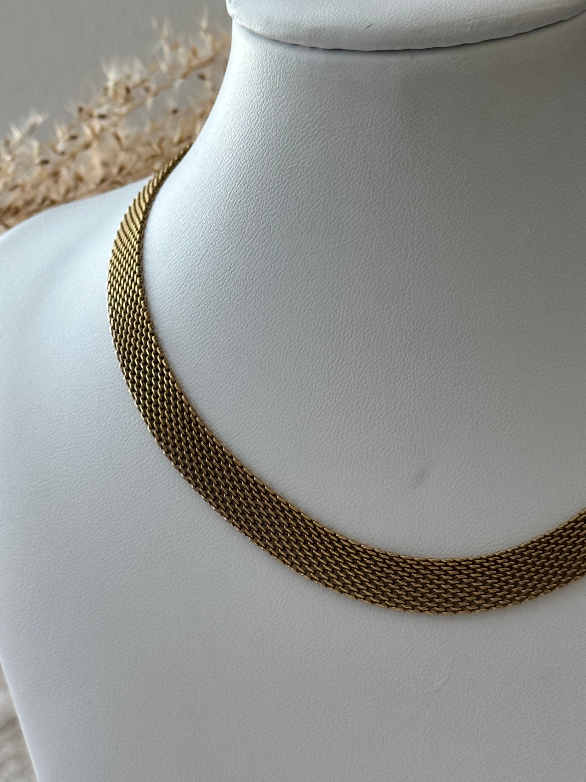 Mariena Choker Necklace