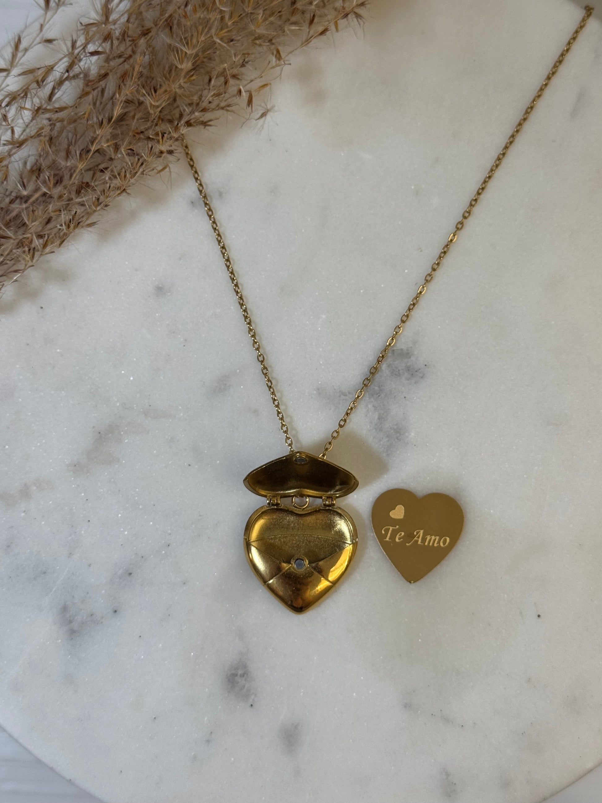 Te Amo Heart Postal Necklace