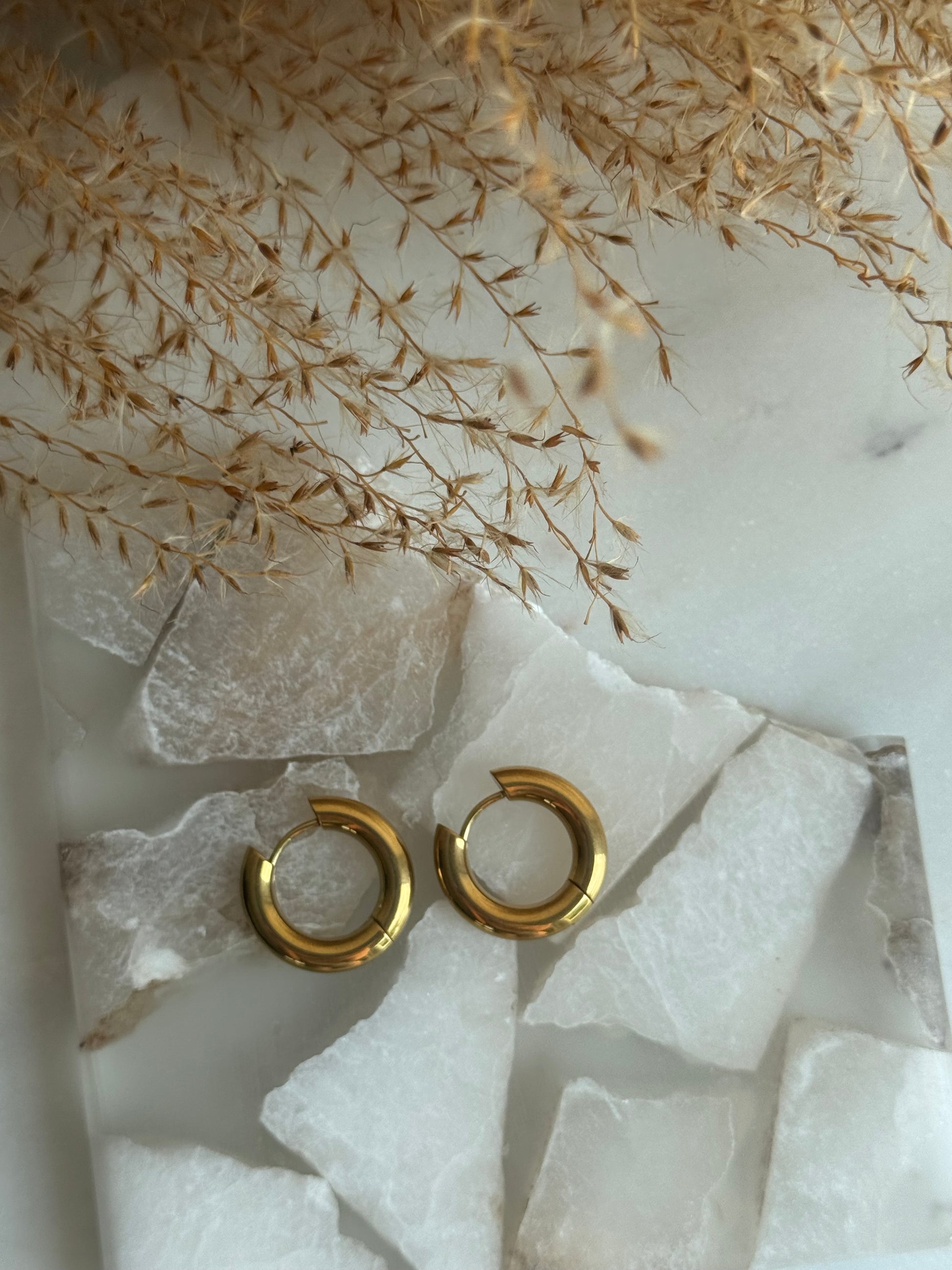 Emi Golden Hoops