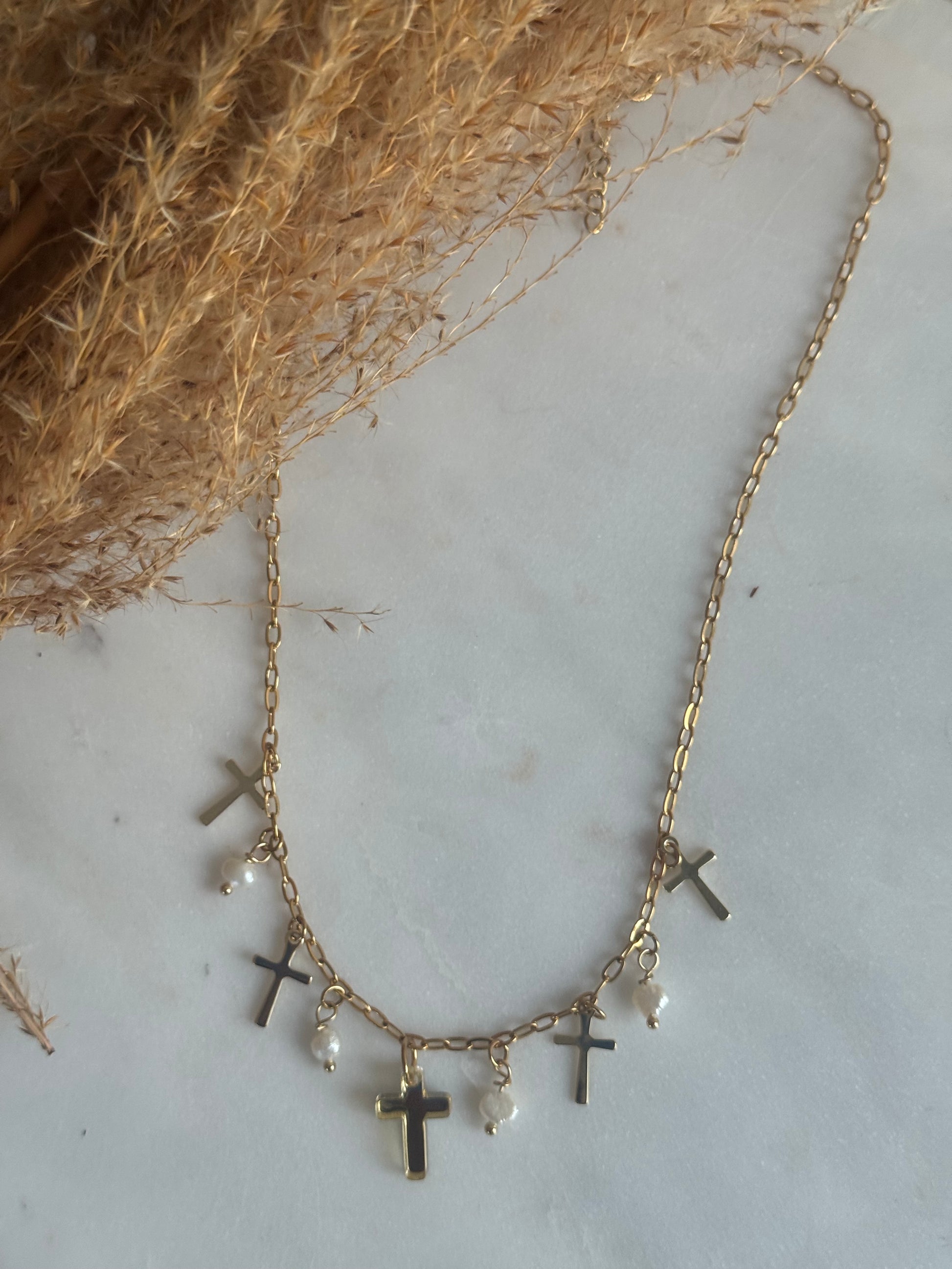 Mi Fé Necklace