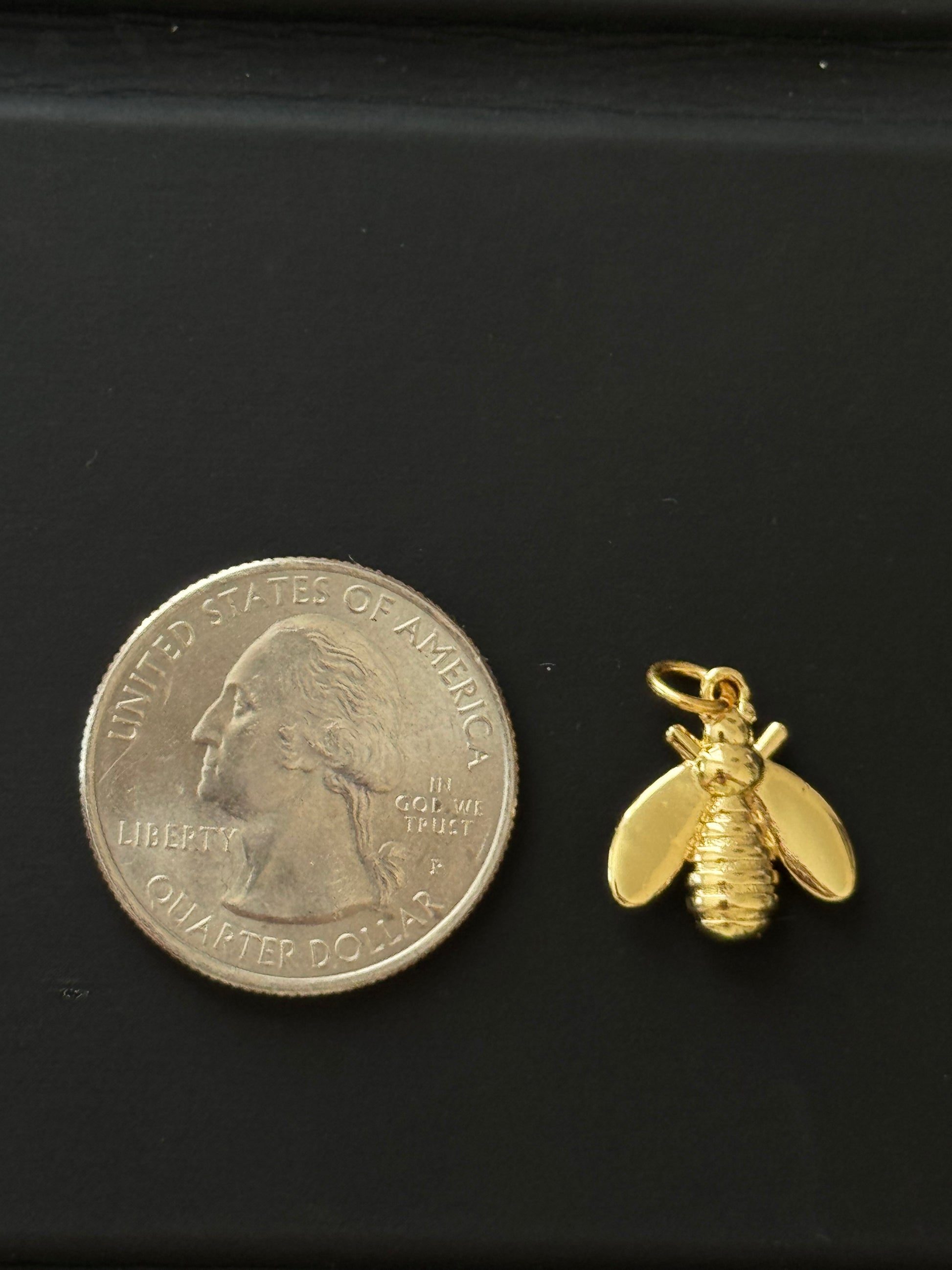 BEE CHARM