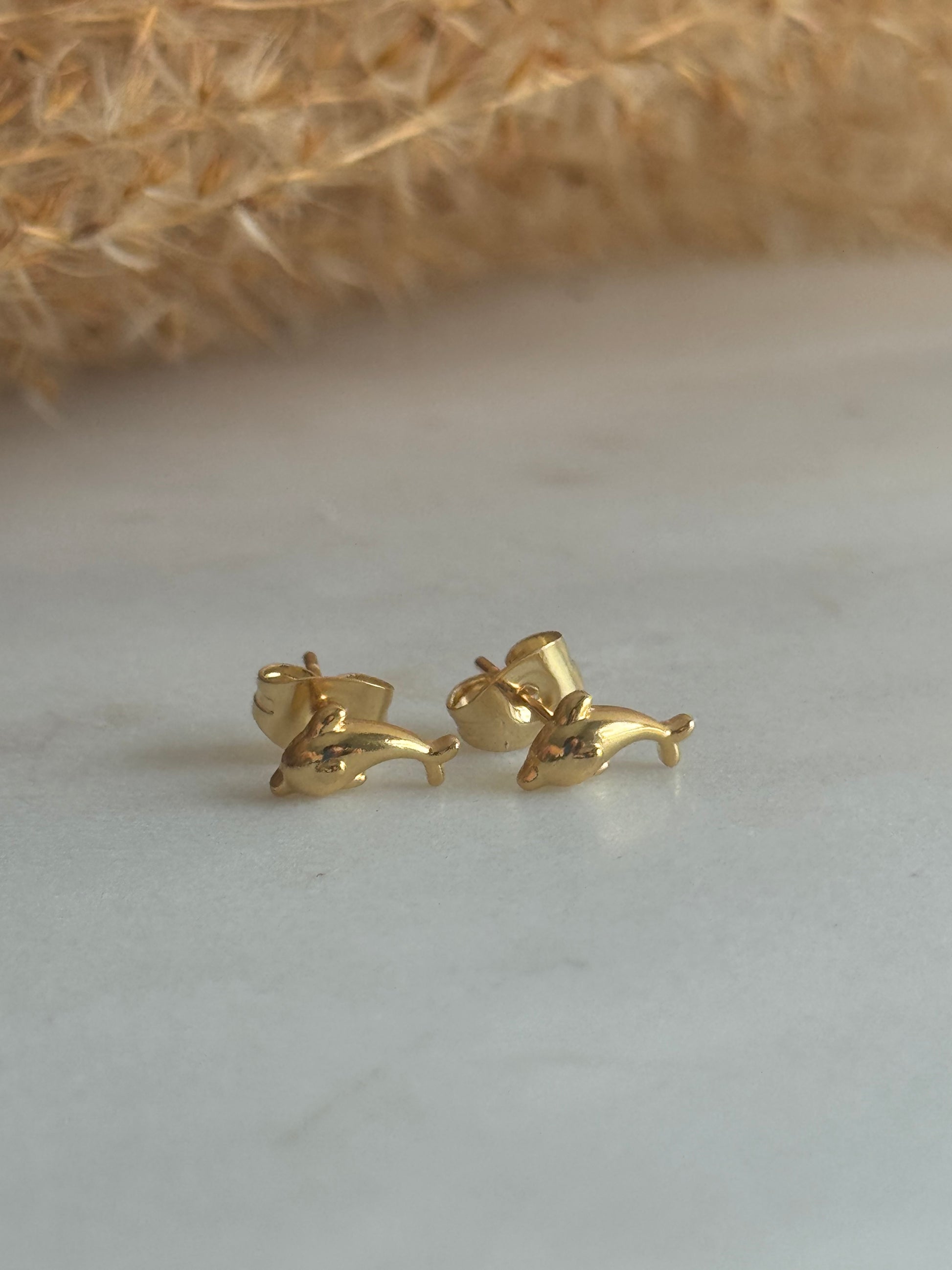 Delfín Studs Earrings