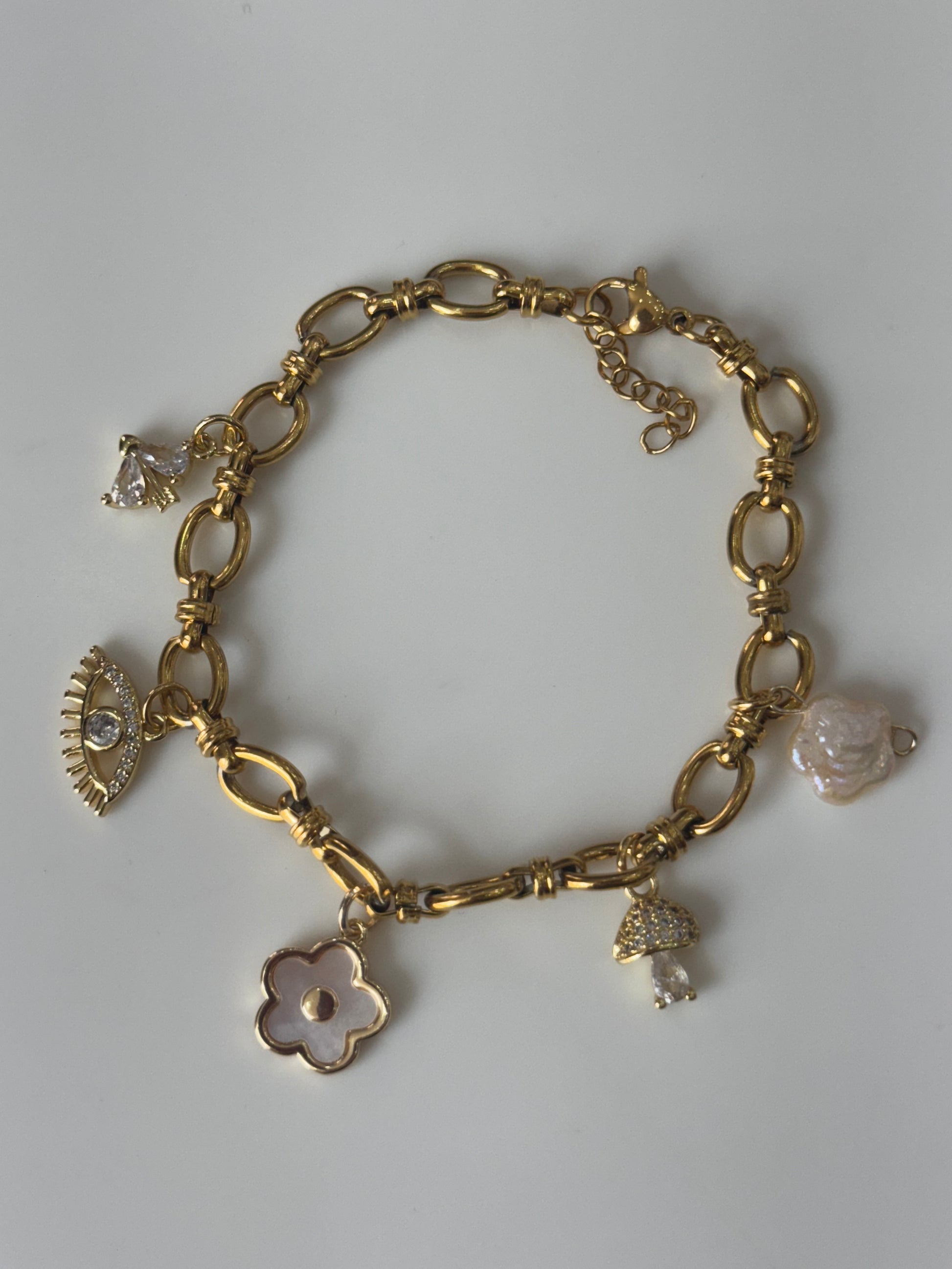 Unique Daisy Charm Bracelet