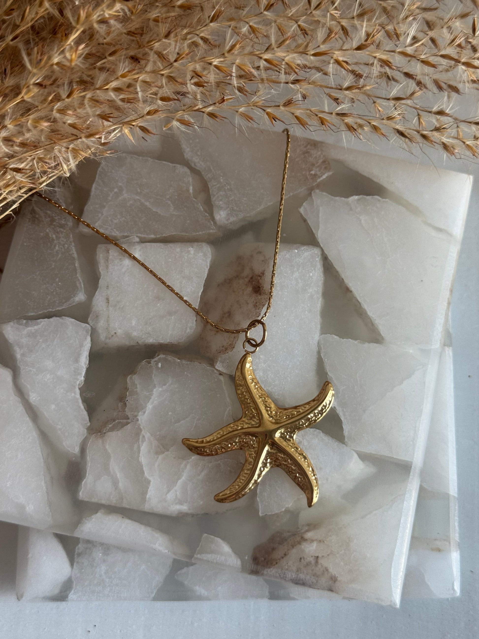 Estella Necklace