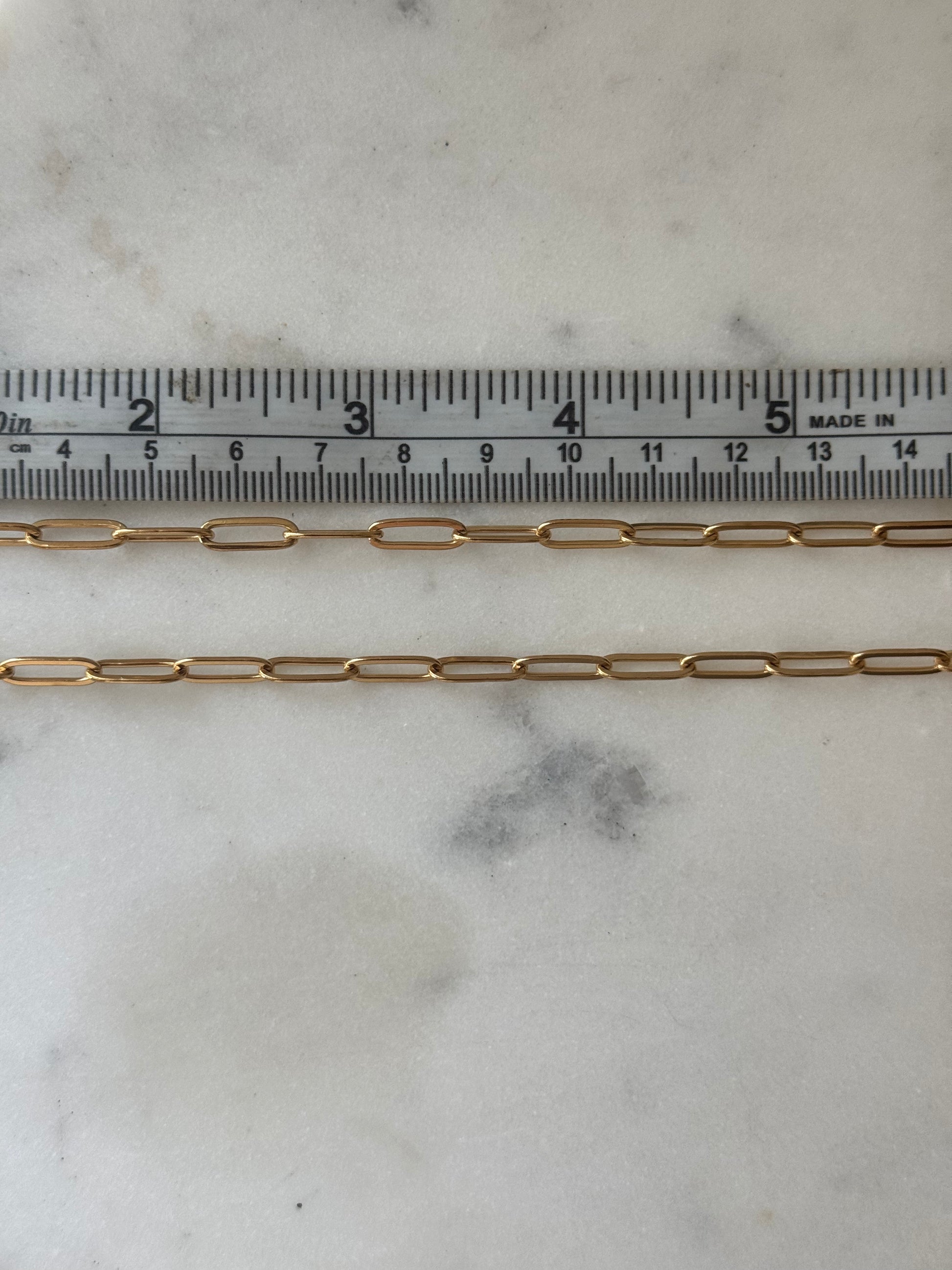 MEDIUM PAPERCLIP CHAIN