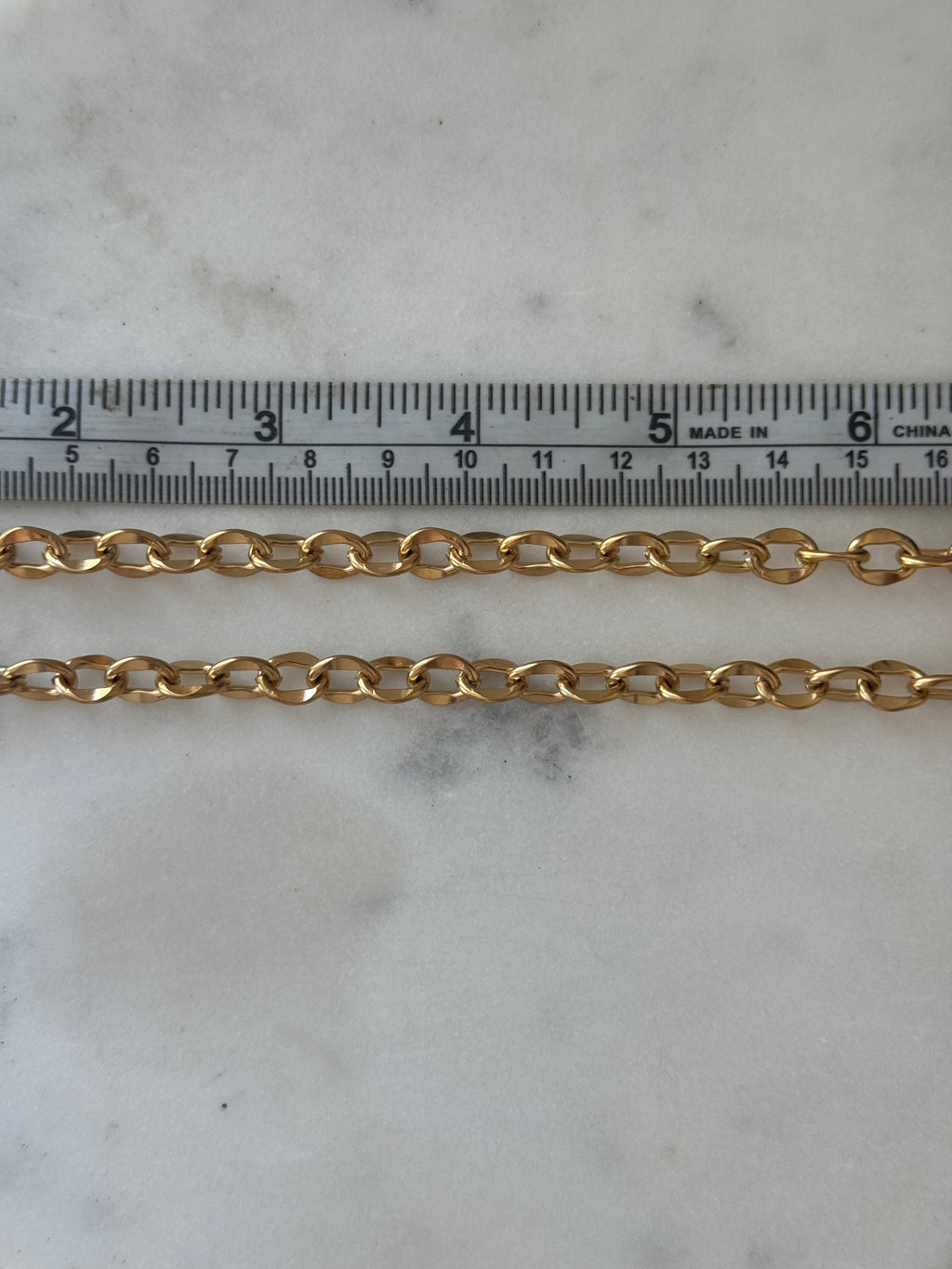 SEMI-CHUNKY CHAIN