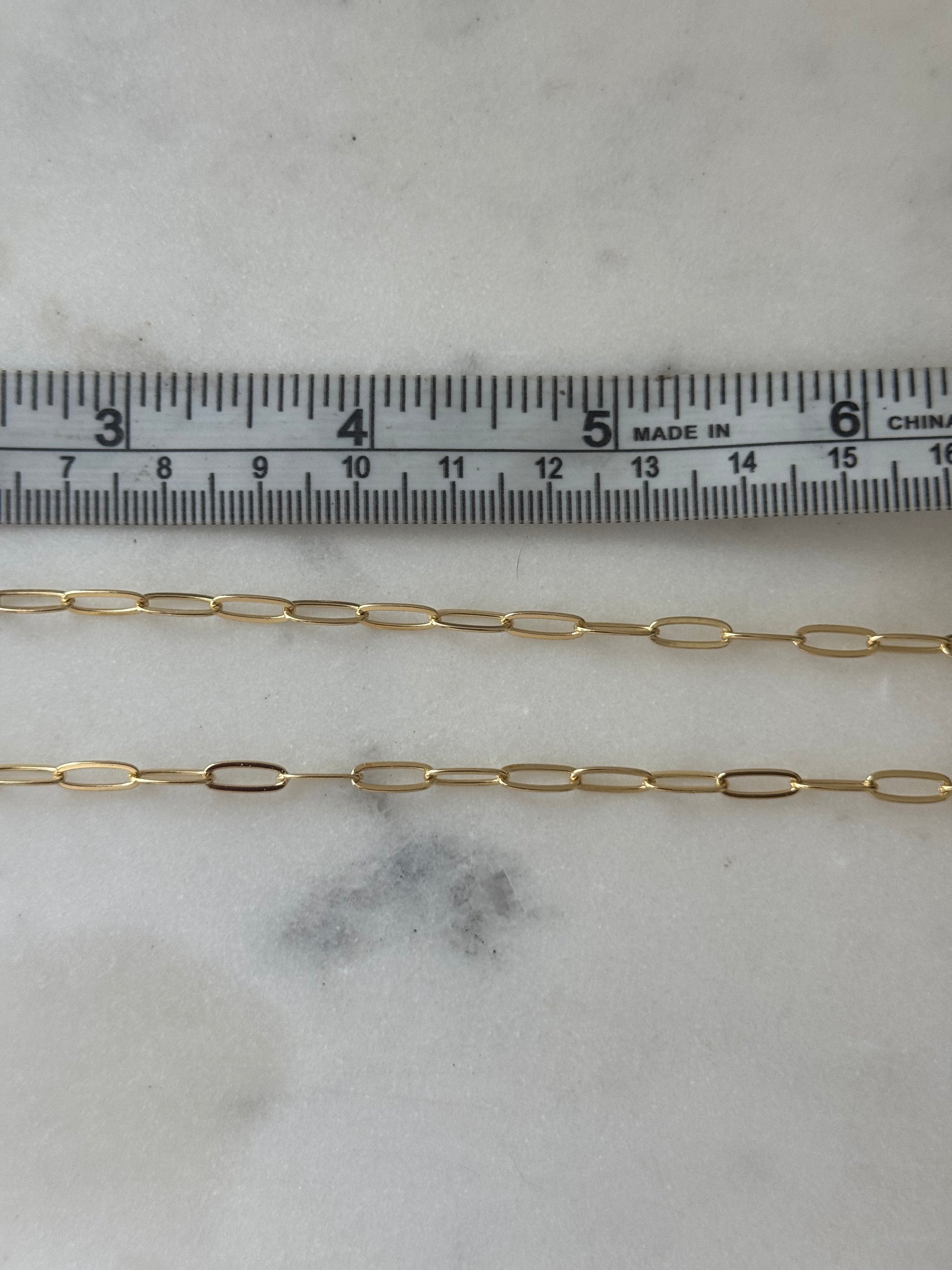 SMALL PAPERCLIP CHAIN