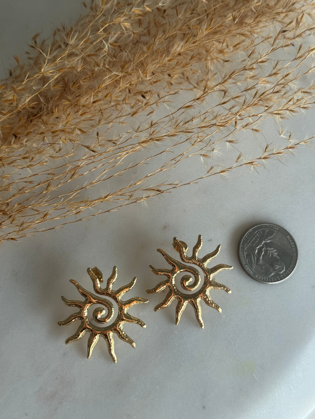 Sol Eterno Earring Studs